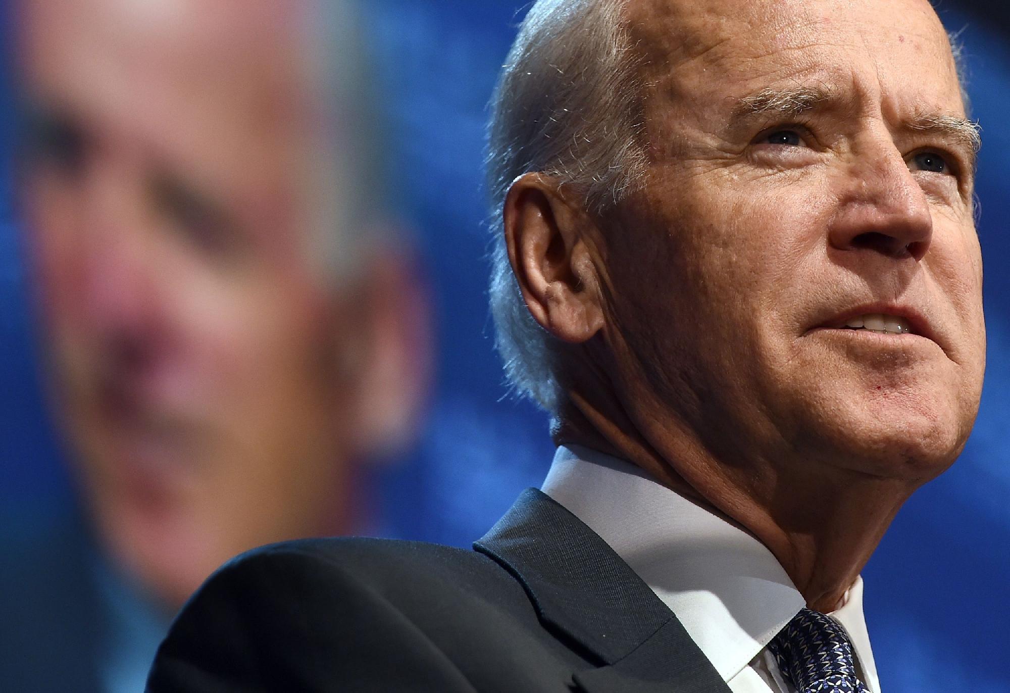  Biden-ellenes tüntetések Amerika-szerte, egy republikánus szenátor felszólította az elnököt, ítélje el a zavargásokat