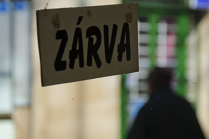 20131114-zarva-tarto-bolt-illusztracio-penztargepcsere4
