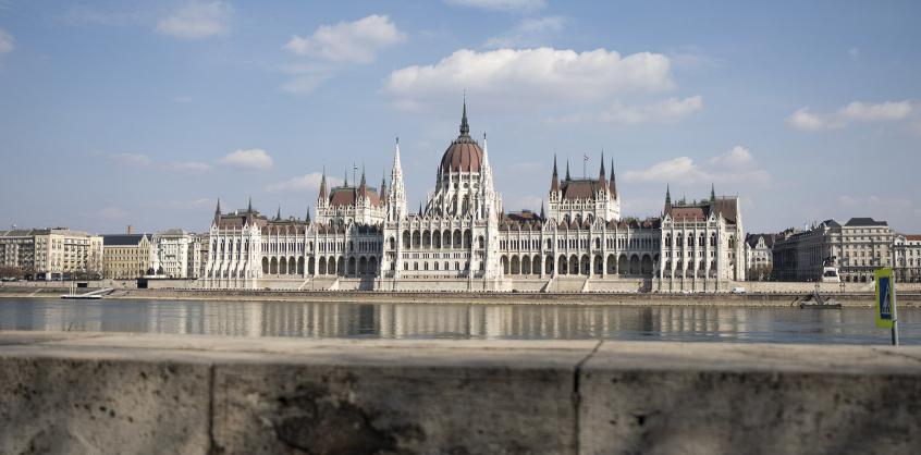 Mókás a vármegyézés és főispánozás, de a magyarok többsége nem támogatja a javaslatot