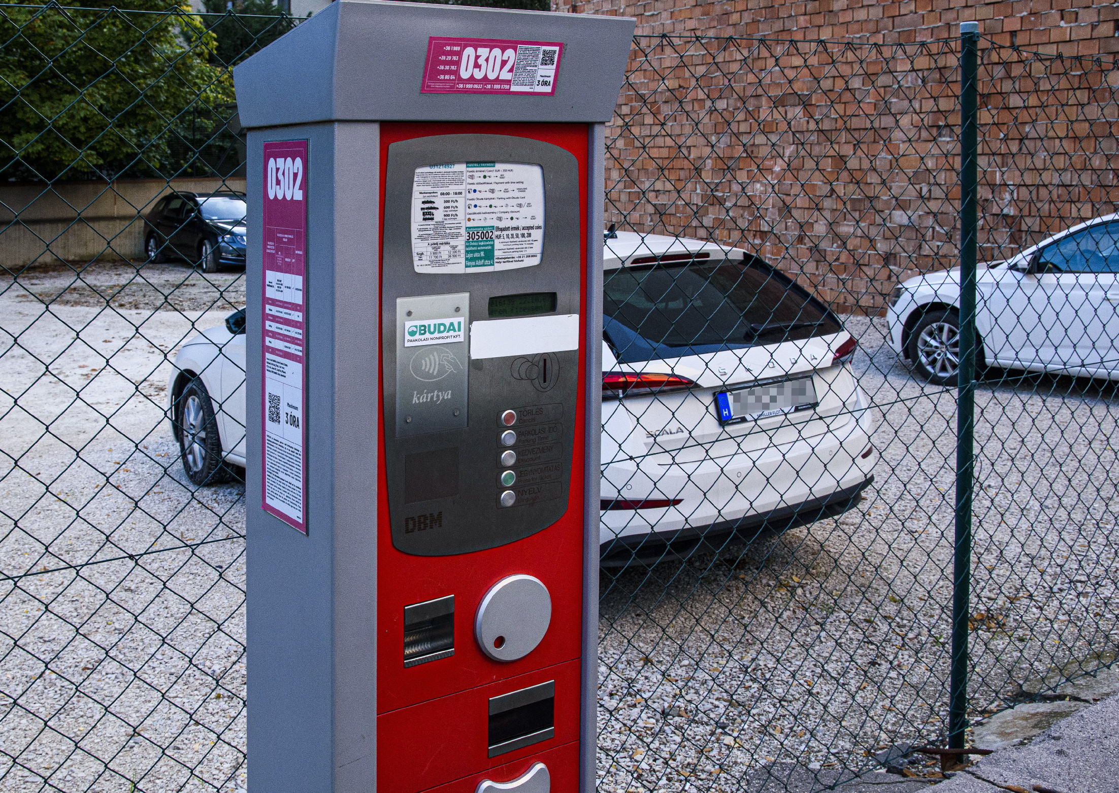 Több kerületben is drágul a parkolás