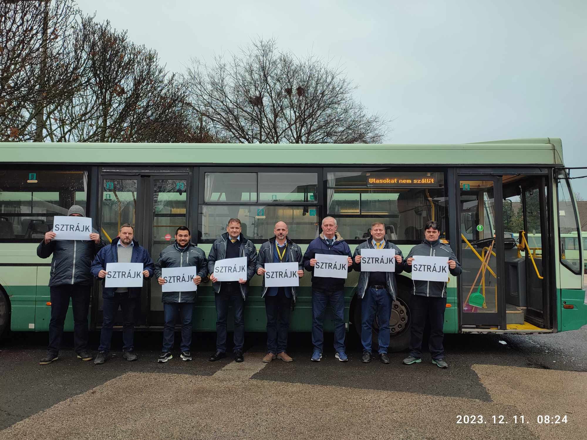 Szakszervezet: folytathatják a sztrájkot a Volánbusz dolgozói