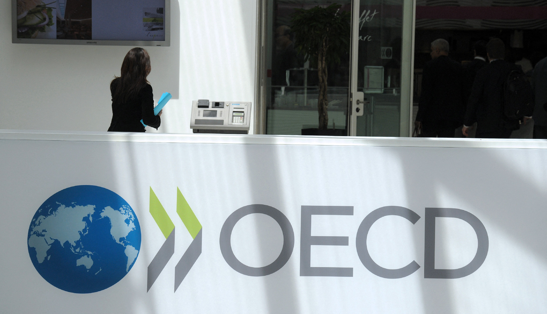 Lassult az infláció az OECD országokban novemberben