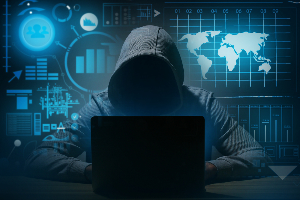 Durva csalás terjed, száznál is több ügyfél érintett, félmilliárd forint hitelt vettek fel a kiberbűnözők