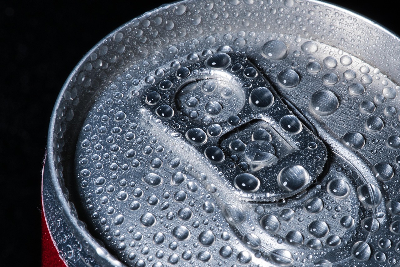 Koffein és vitaminok: a HELL ezekre koncentrál egy új temékkel