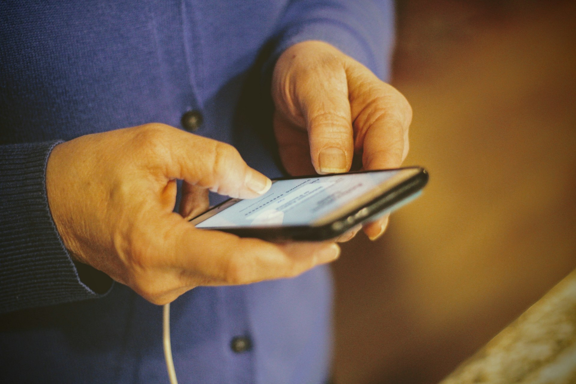 Ilyen SMS-t kapott? Vigyázzon, csalók küldték, már a rendőrség is figyelmeztetett
