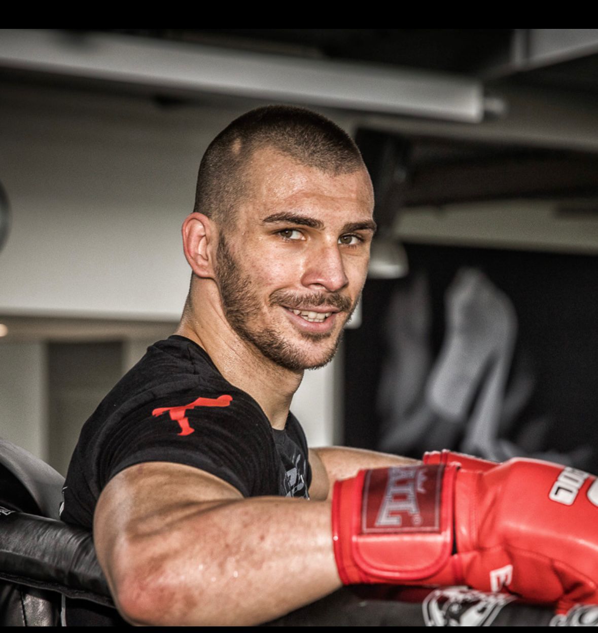 Koncz Attila hátrányos helyzetű gyerekeknek tart edzéseket az adventi időszakban