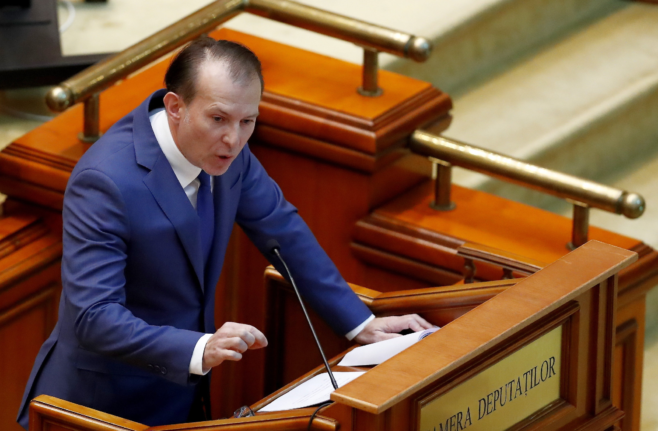 Miniszterelnökként megbukott, most házelnöki posztjából is távoznia kell Florin Cîțunak