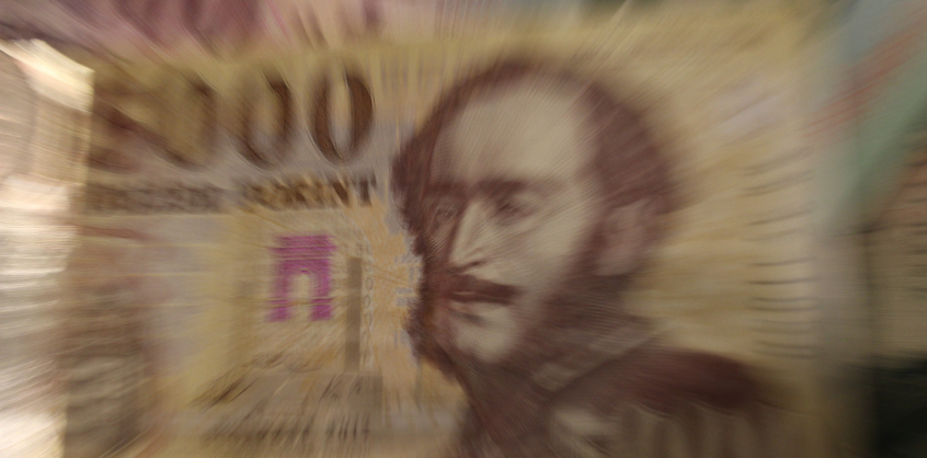 Ismét 400 forint közelében az euró
