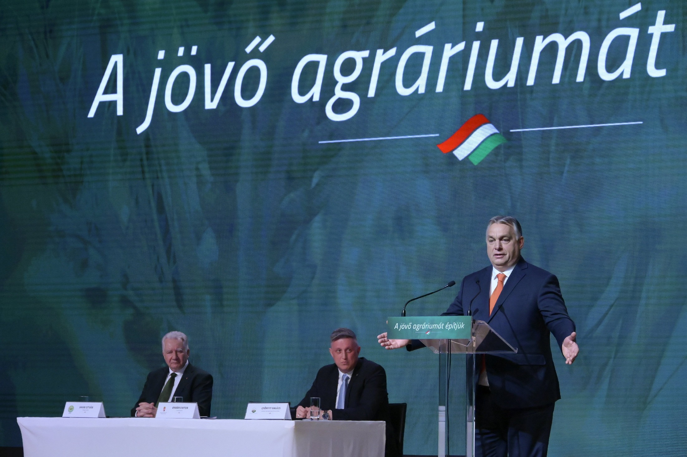 Orbán modernizálná a magyar mezőgazdaságot