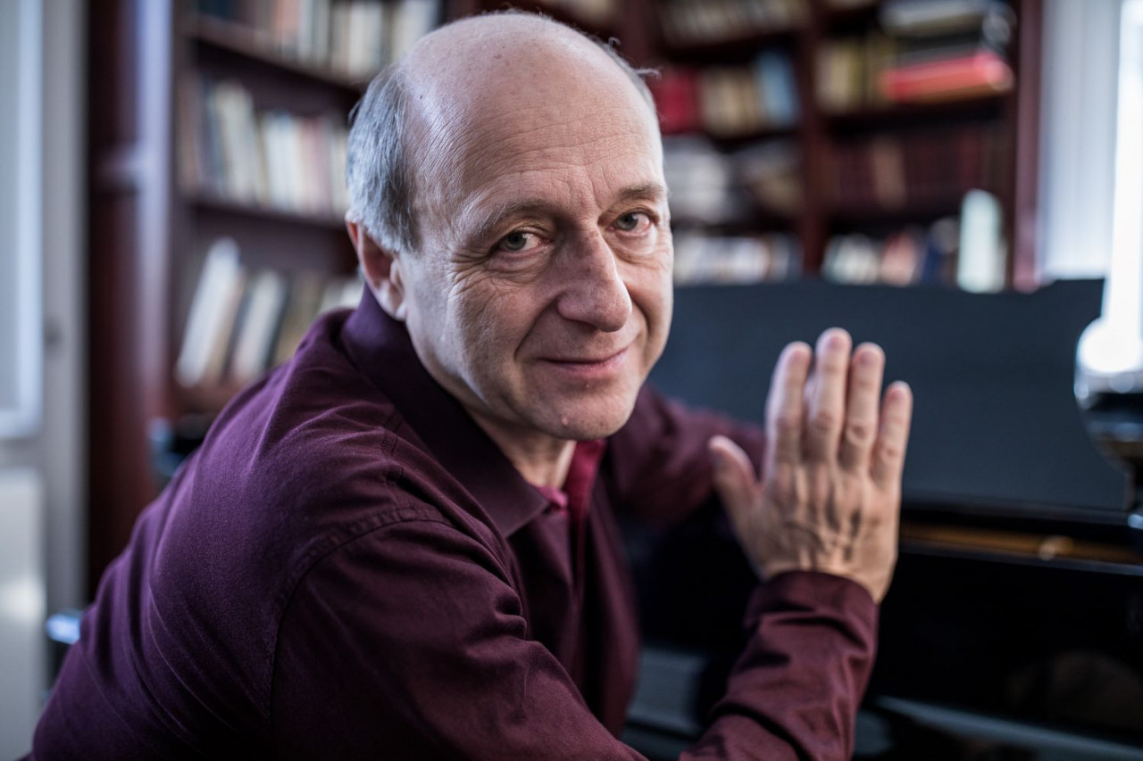Fischer_Iván_c_Stiller_Ákos