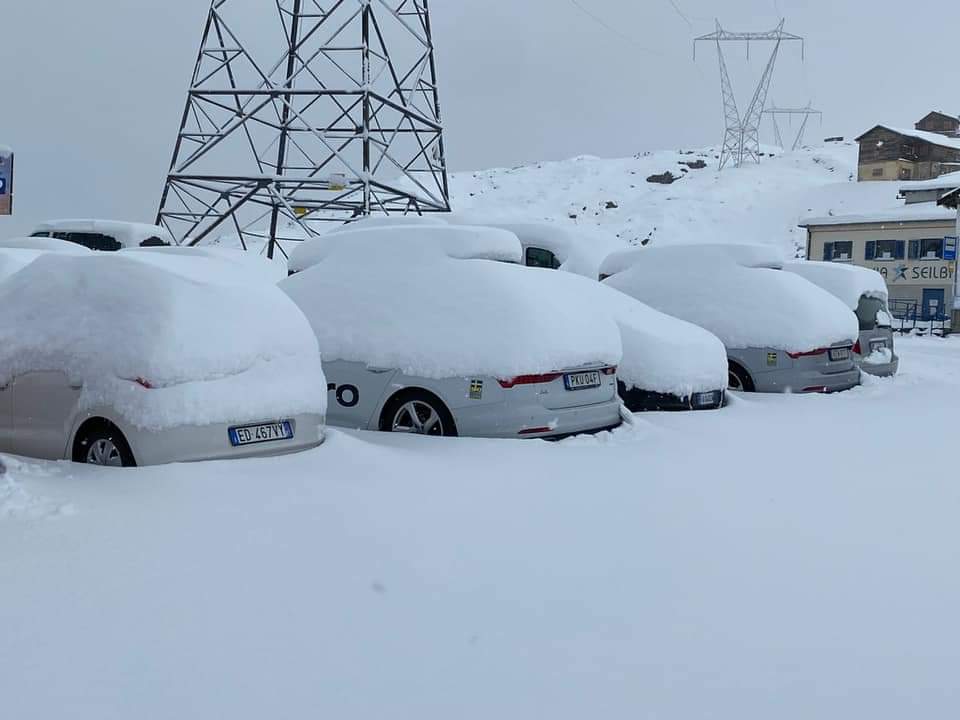 Ömlik a hó Ausztriában! - Hol van még a tél? 