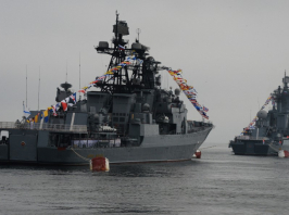 Oroszország mozgósítja a haditengerészetet 