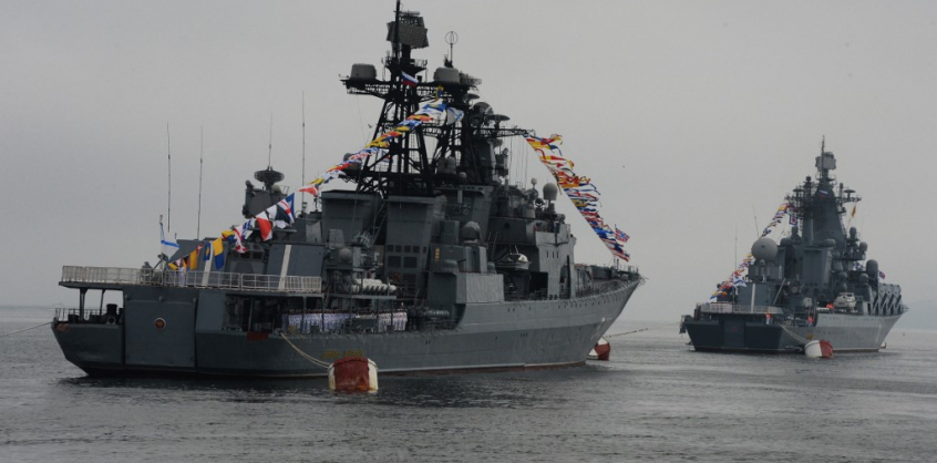 Oroszország mozgósítja a haditengerészetet 