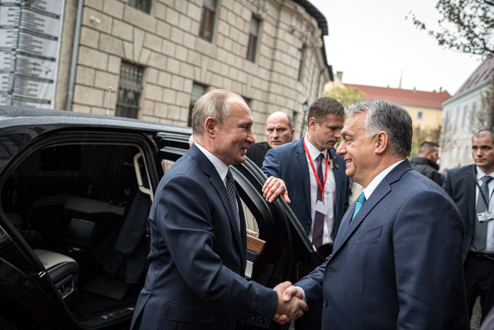 Így játszik a magyar kormány az oroszok kezére az ukrán konfliktusban