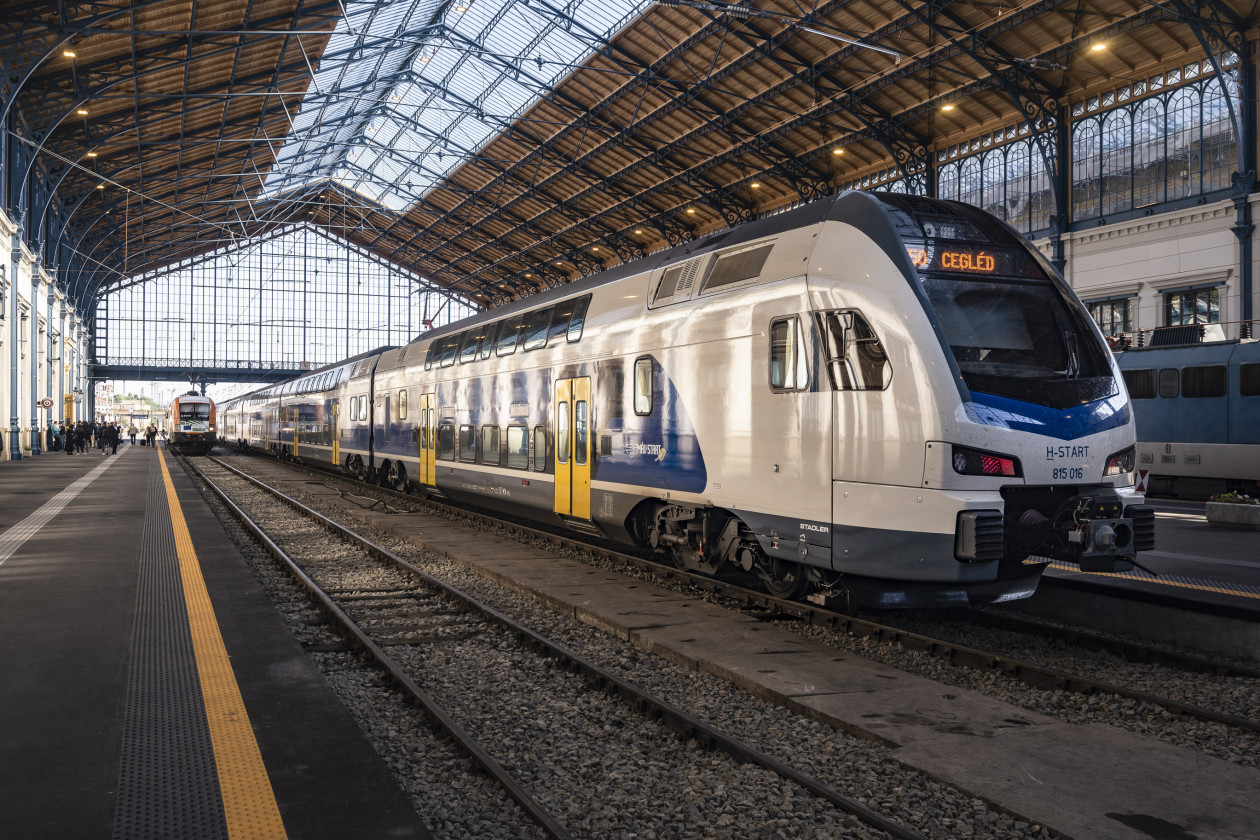 Már 35 emeletes vonat van Magyarországon