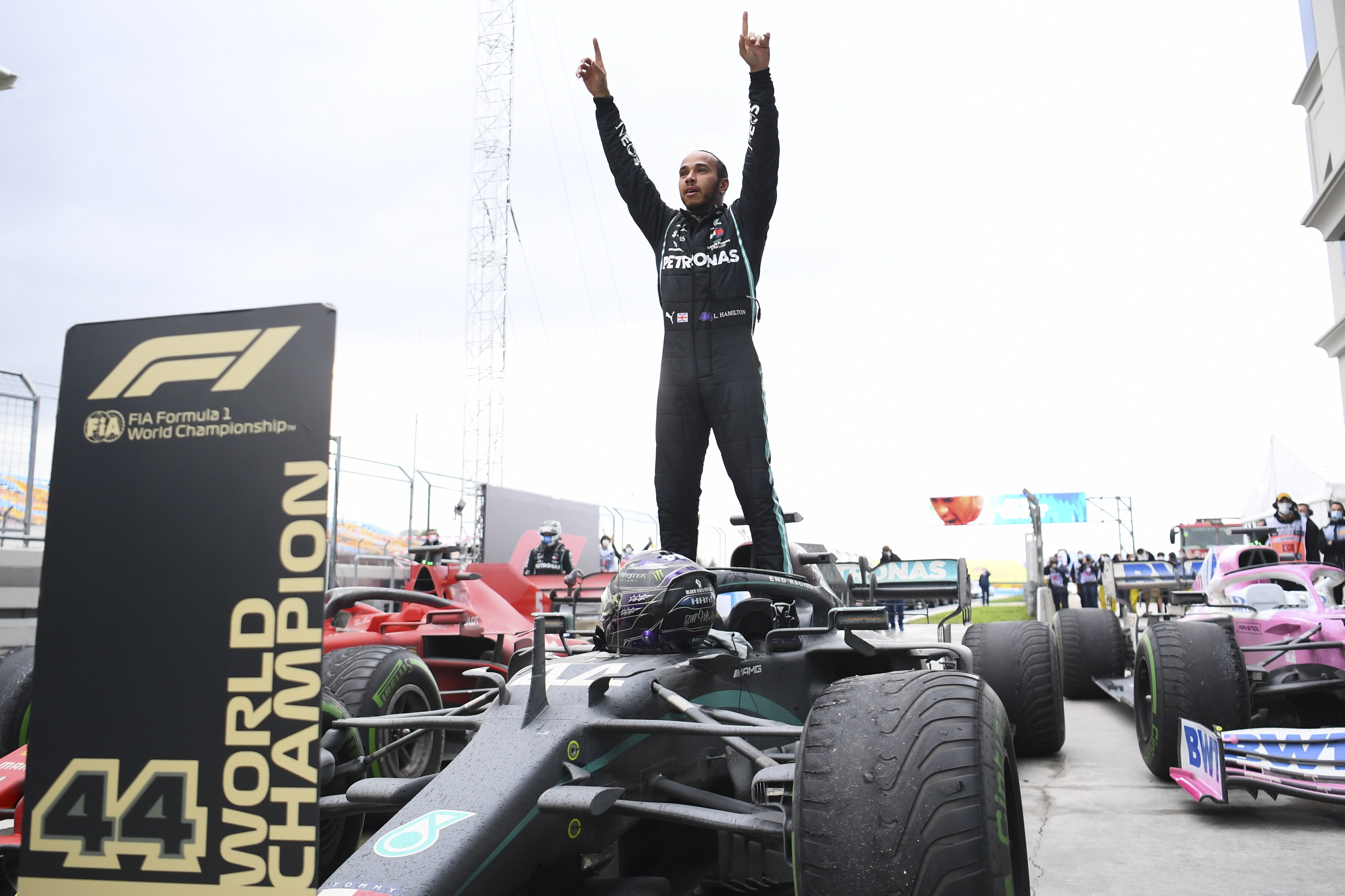 Portugál Nagydíj – Hamilton nyert Portimaóban