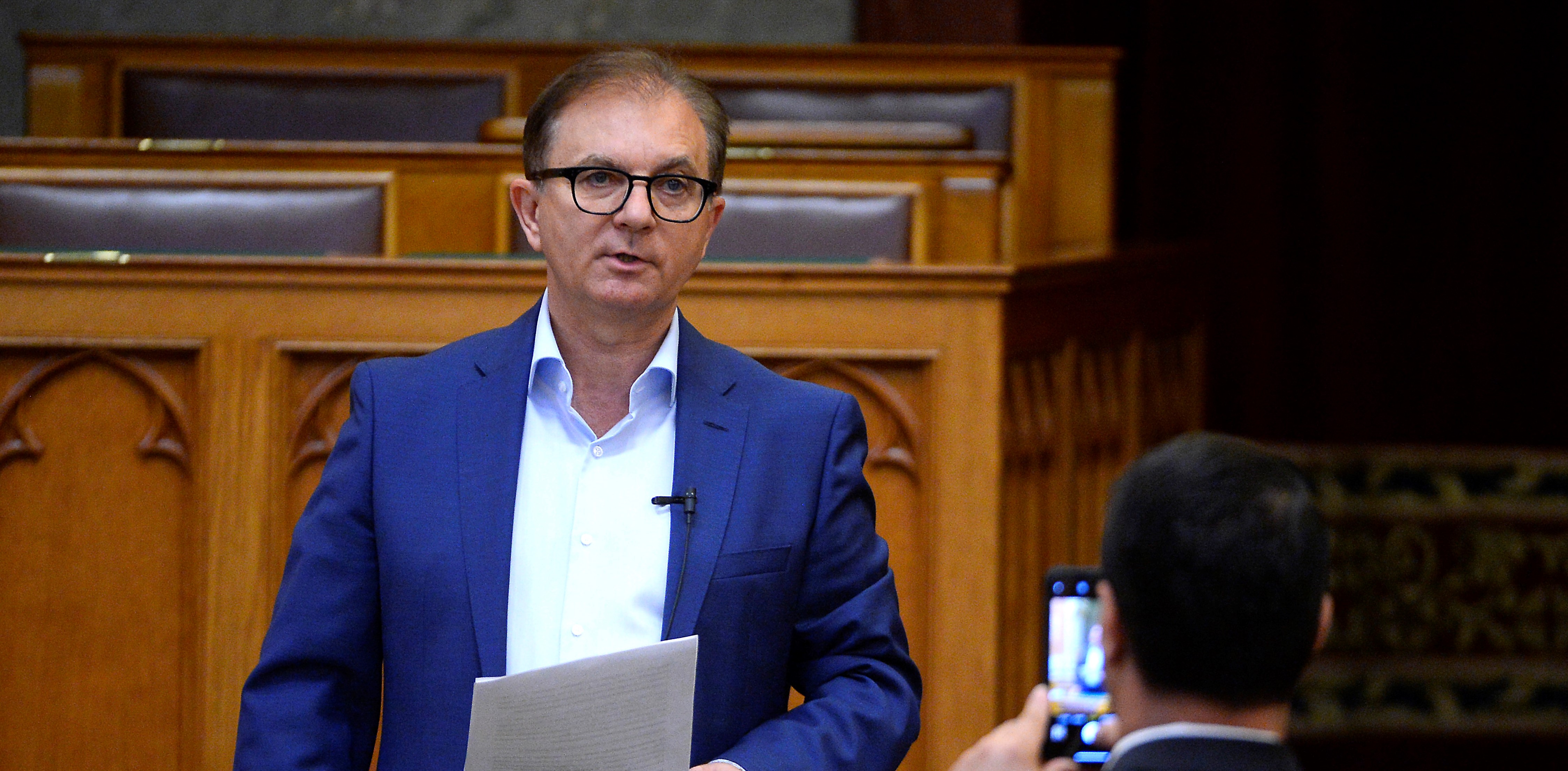 Tóth Csaba: Kihagyták a gazdasági bizottságot az önkormányzati lakáseladások módosítójának vitájából