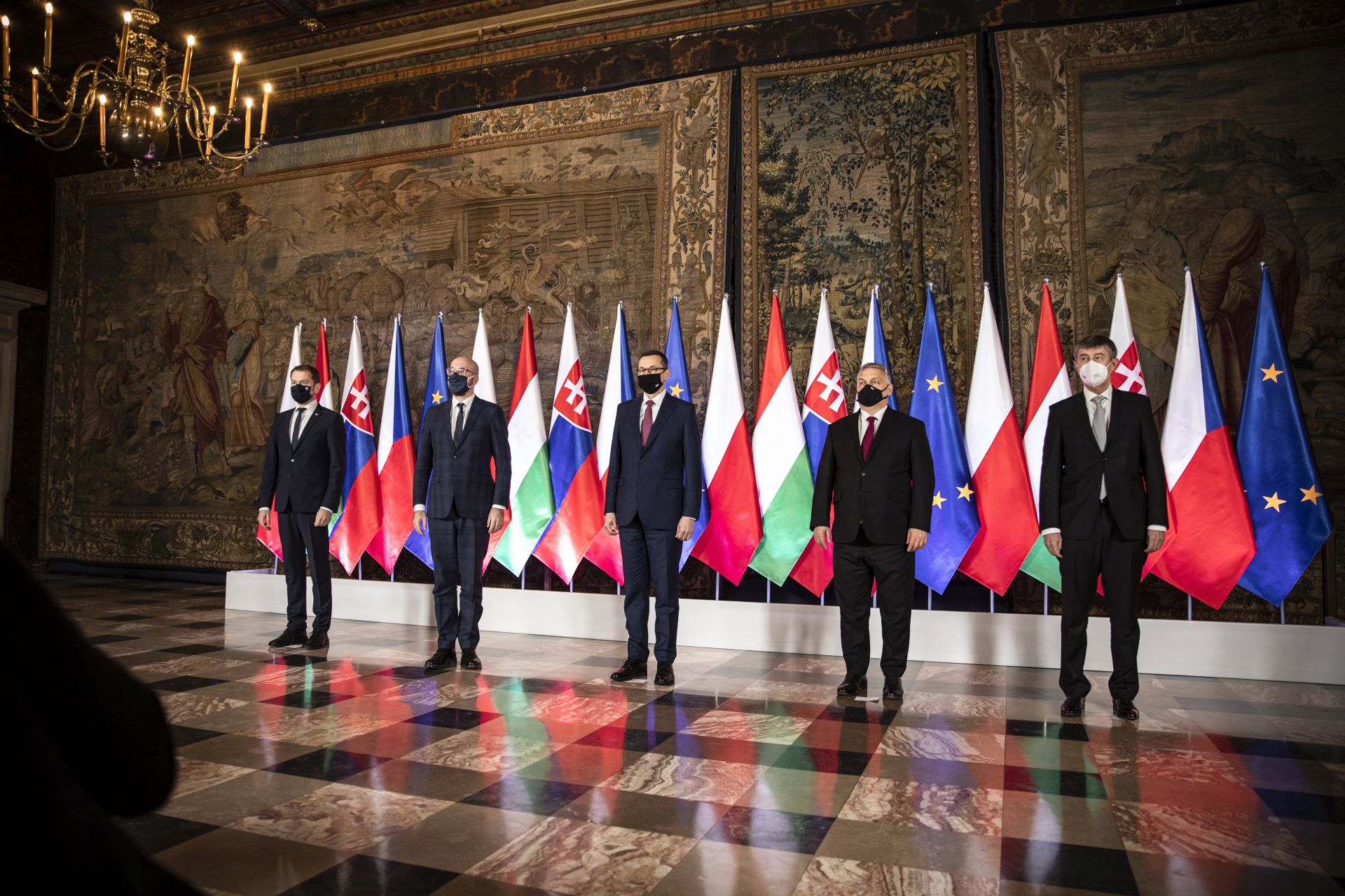 Orbán Viktor: A különbségek ellenére a V4-ek átérzik felelősségük súlyát Európa jövőjéért