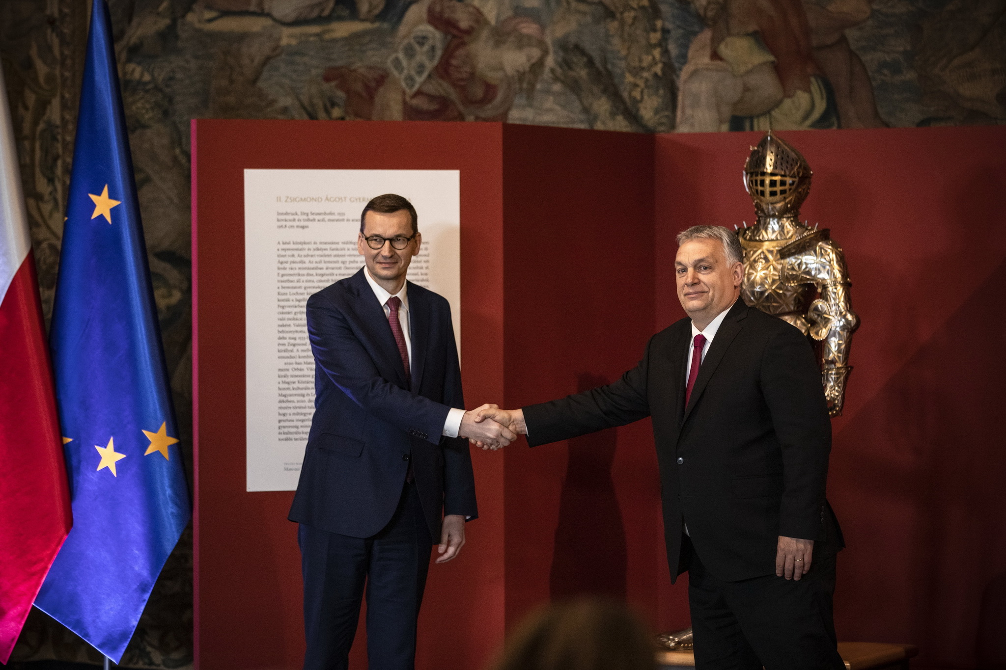 Orbán a Nemzeti Múzeum egyik legféltettebb kincsét adta Lengyelországnak