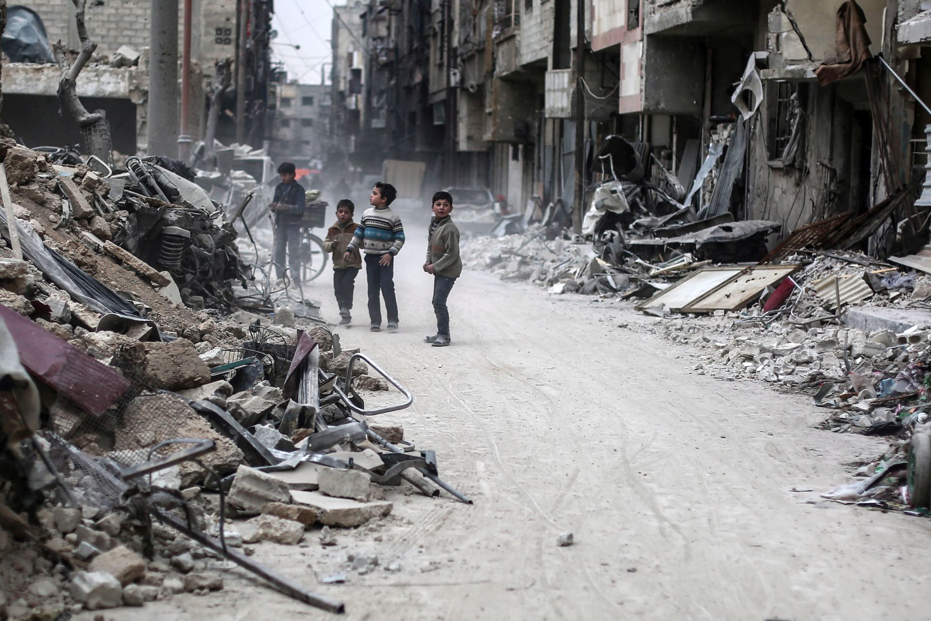 Klórgázt vetett be lakóövezetben a szír kormány három éve egy nemzetközi szervezet szerint