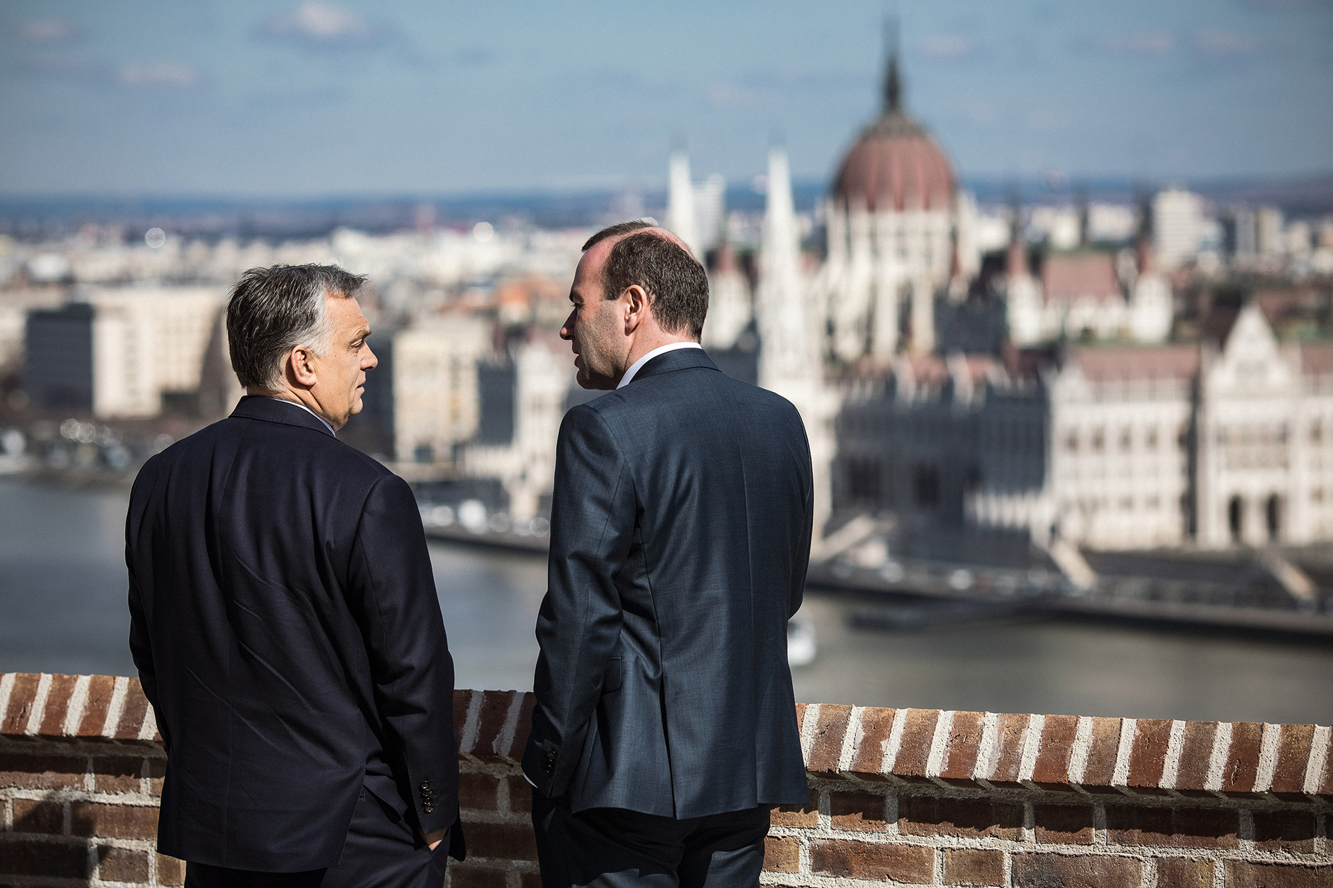 Manfred Weber: A jogállami vita vezetett a szakításhoz Orbánnal