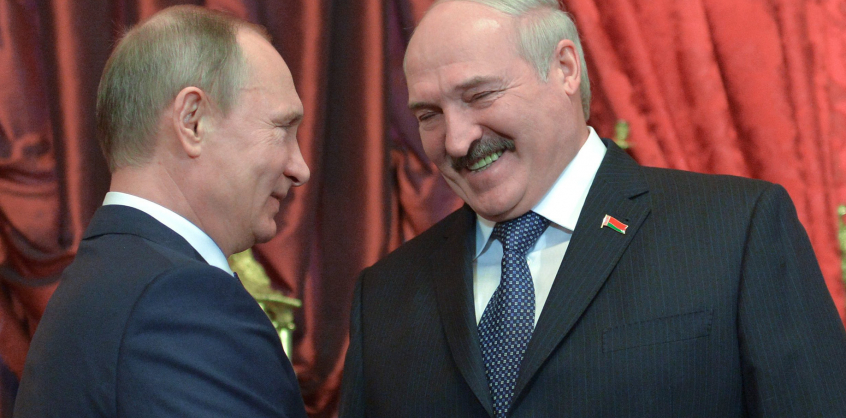 Lukasenka: Egyedül az USA húz hasznot a háborúból