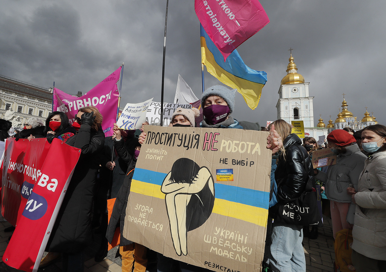 Kijevben is a nők elleni erőszak ellen tüntettek
