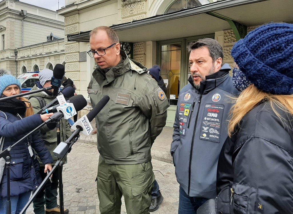 A Putyin-barát Salvini Lengyelországban házhoz ment a pofonért - VIDEÓ