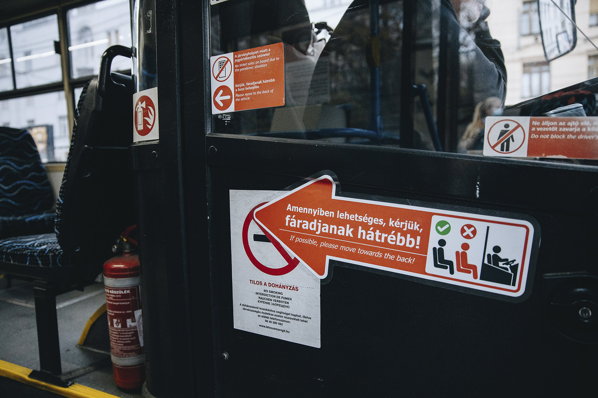 Naszályi Gábor: Csak félmegoldás, hogy elkerítik a buszok elejét