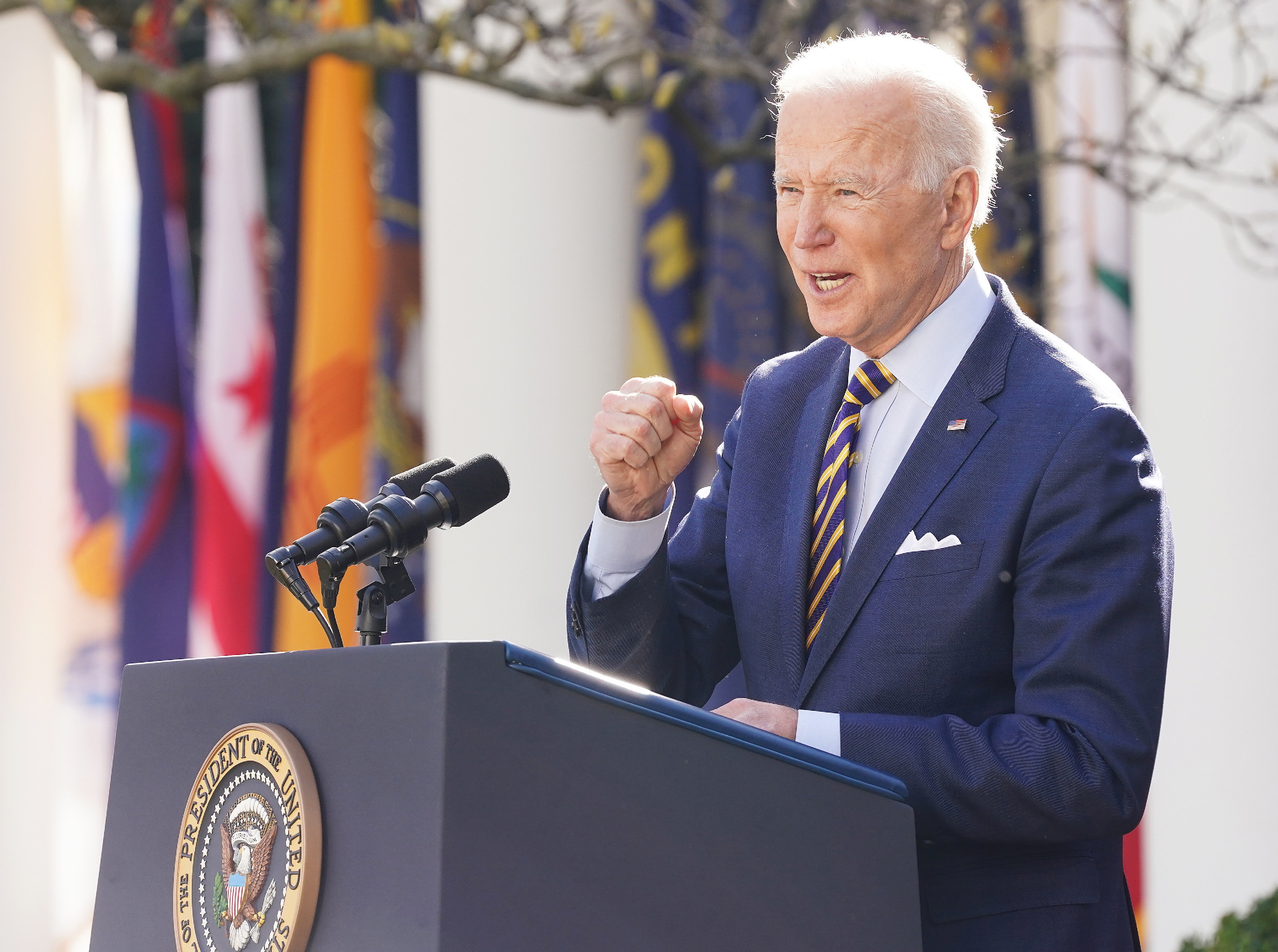 Pénteken eljutnak a Biden hivatali ideje alatt beadott 100 milliomodik oltásig az USA-ban