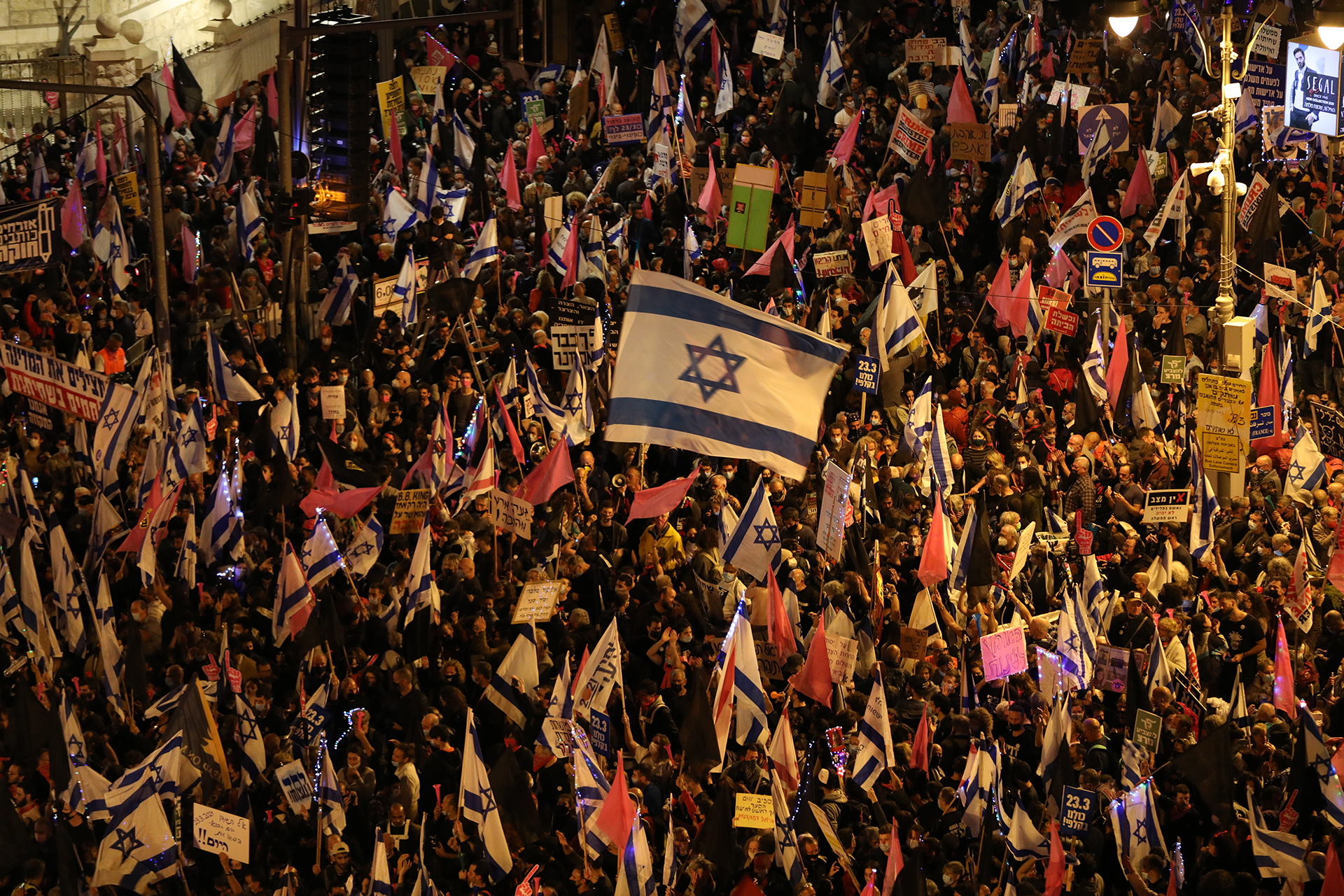 Ötvenezren tüntettek Netanjahu ellen Izraelben