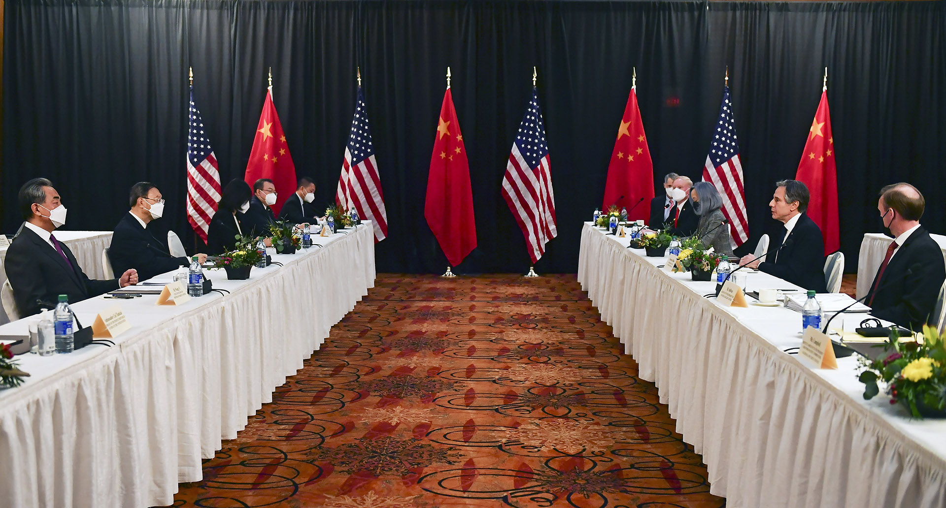 Példátlan kínai fenyegetésre figyelmeztetett az amerikai hírszerzés