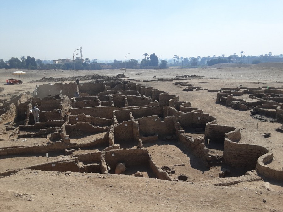 Prehisztorikus sírokat tártak fel Egyiptomban