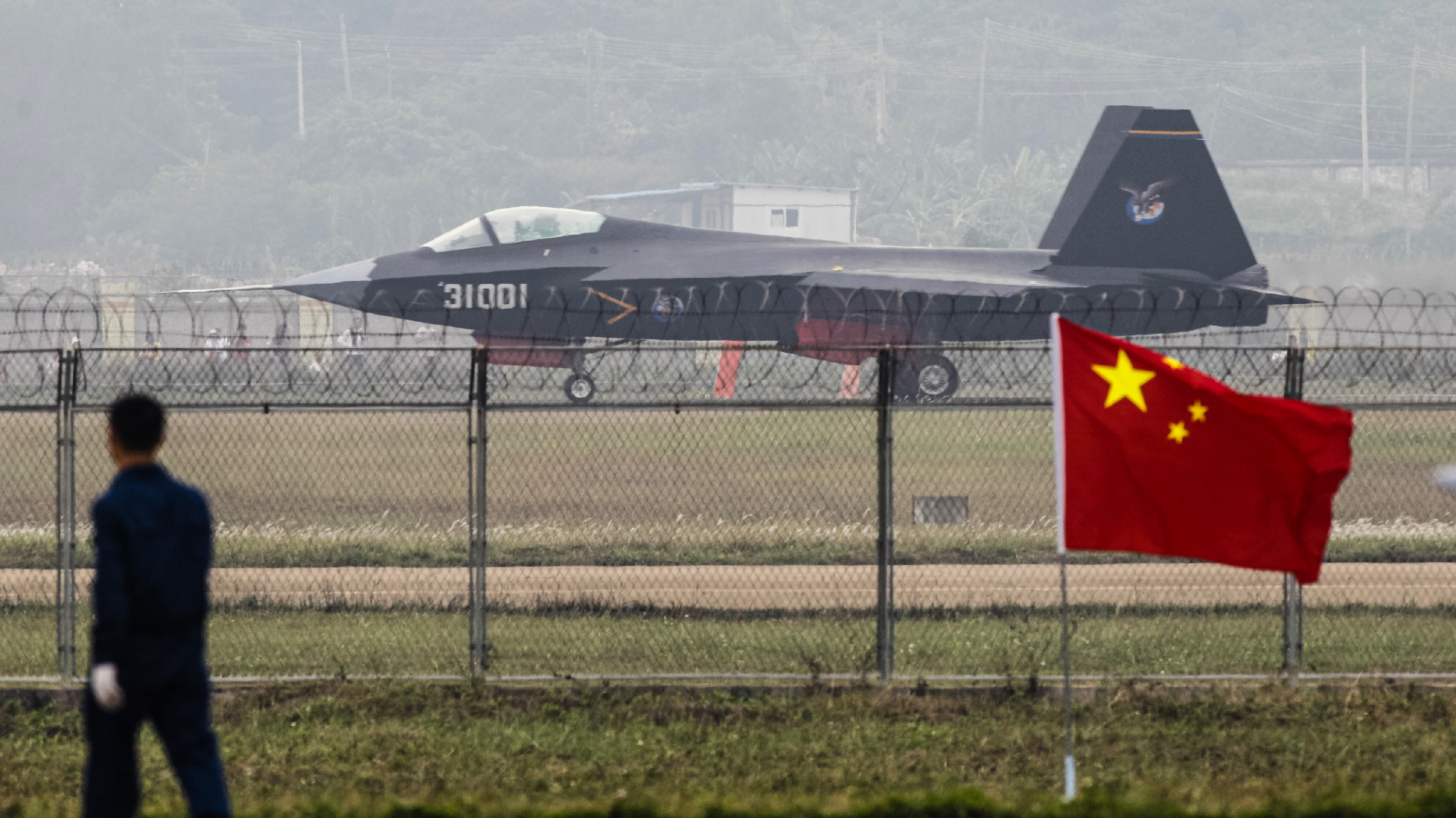 Kína 25 vadászgéppel sértette meg a tajvani légteret
