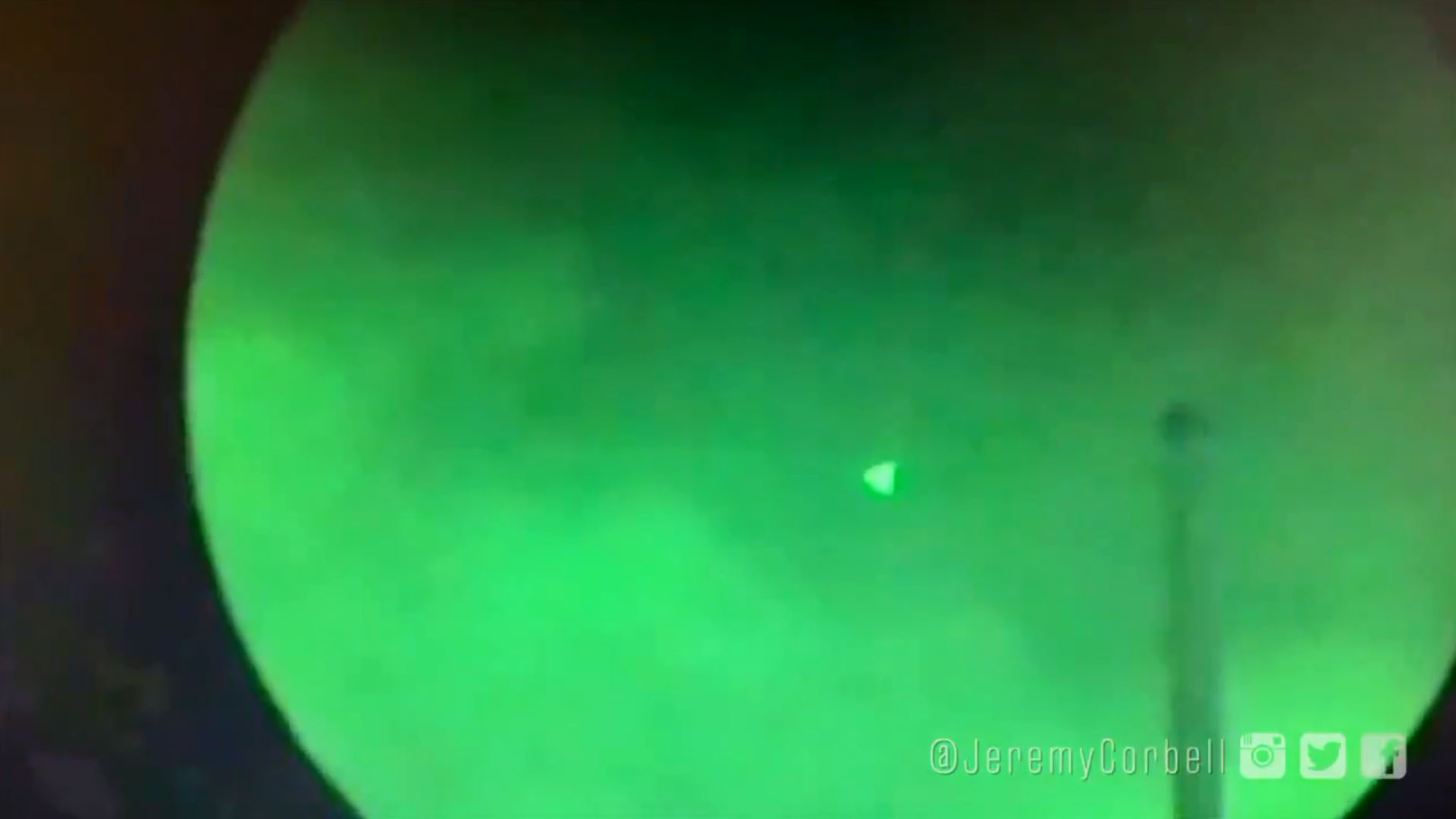 A pilóták folyamatosan UFO-kat jelentenek Kanada felett