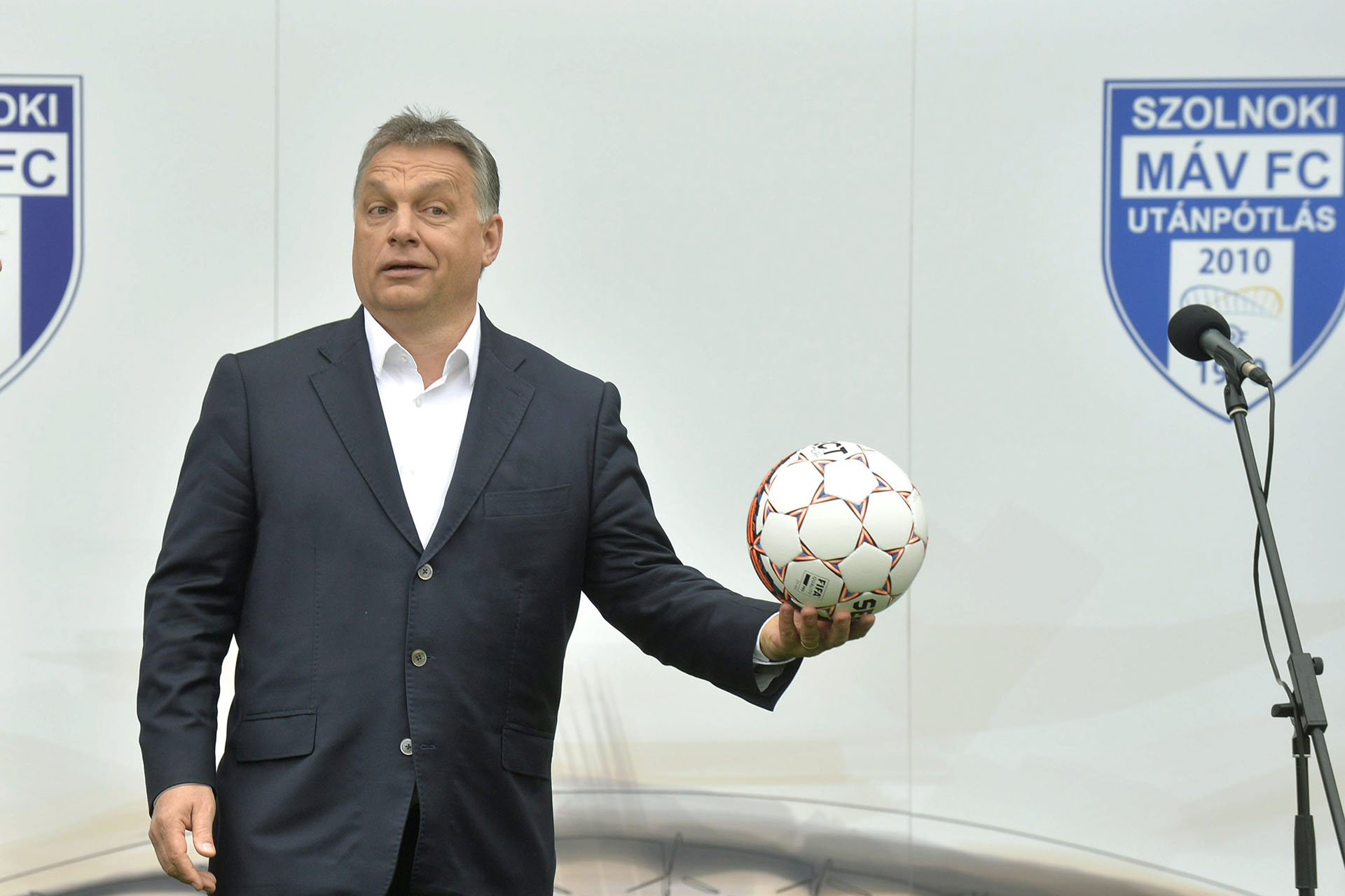 Orbán: A focit nem sajátíthatják ki maguknak a leggazdagabbak