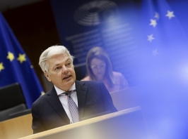 Reynders: Az EU elkötelezett a jogállamisági eljárás mellett