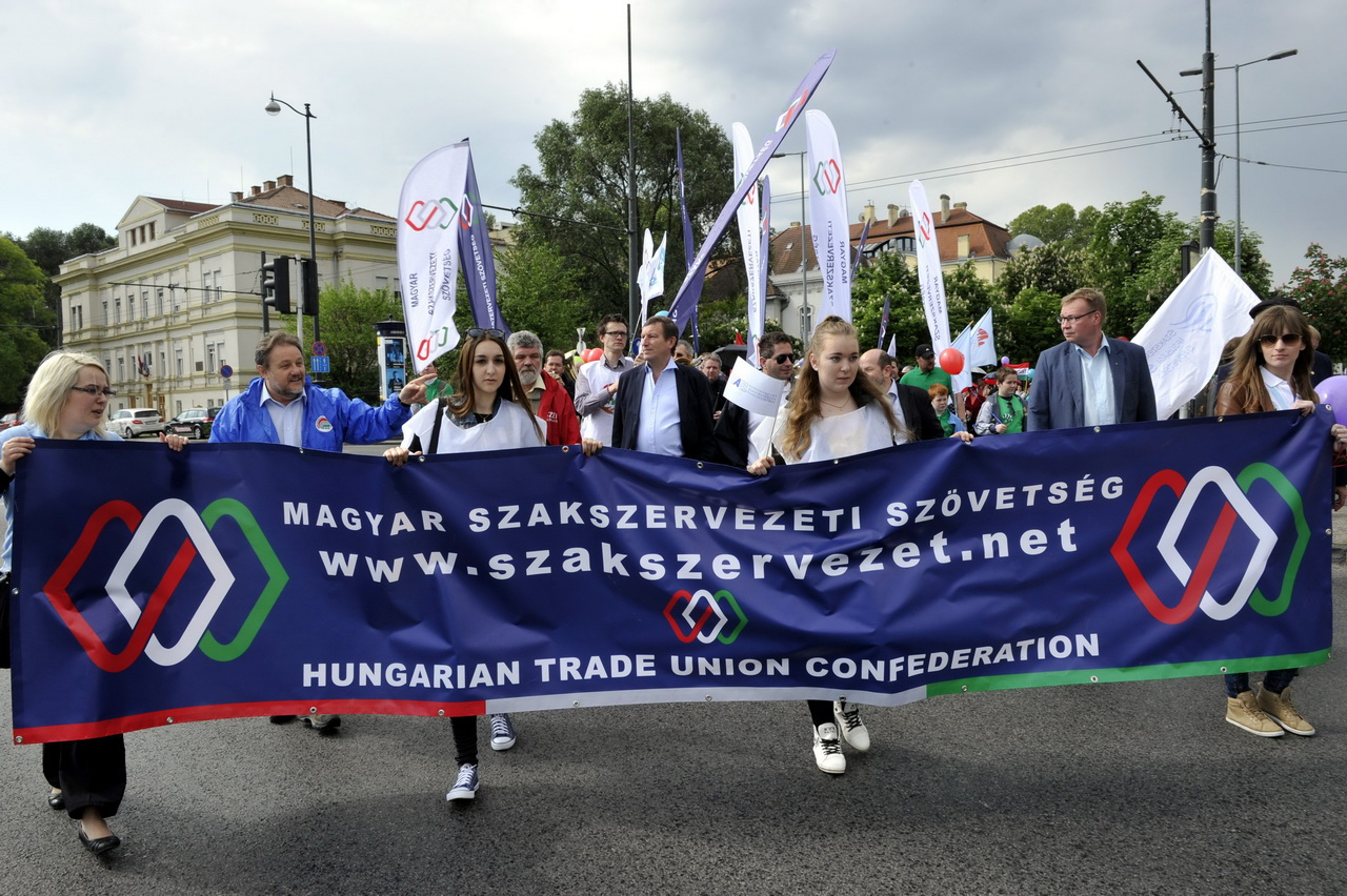 Elfogadták a dolgozók a Fidesz alkuját