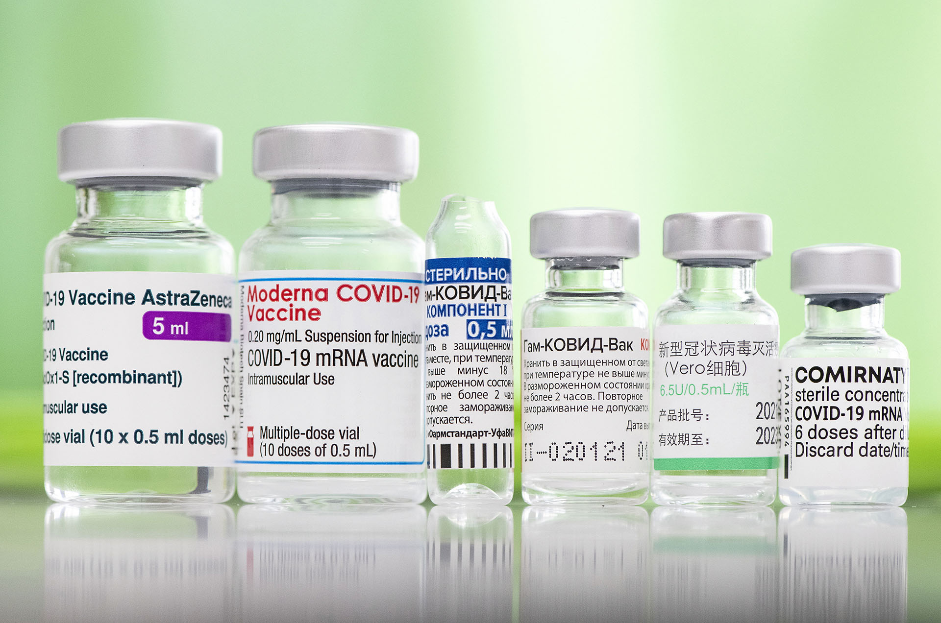 A Pfizer és az AstraZeneca vakcinája is véd az indiai mutáció ellen