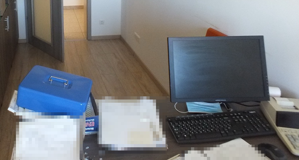 Betört egy irodába, majd leült Facebookozni a cibakházi tolvaj