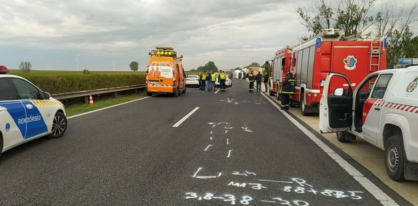 Lezárták az M1-es autópálya Győr felé vezető oldalát 