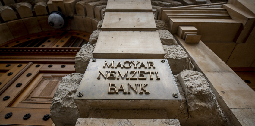 Drágulás: lépett a Magyar Nemzeti Bank