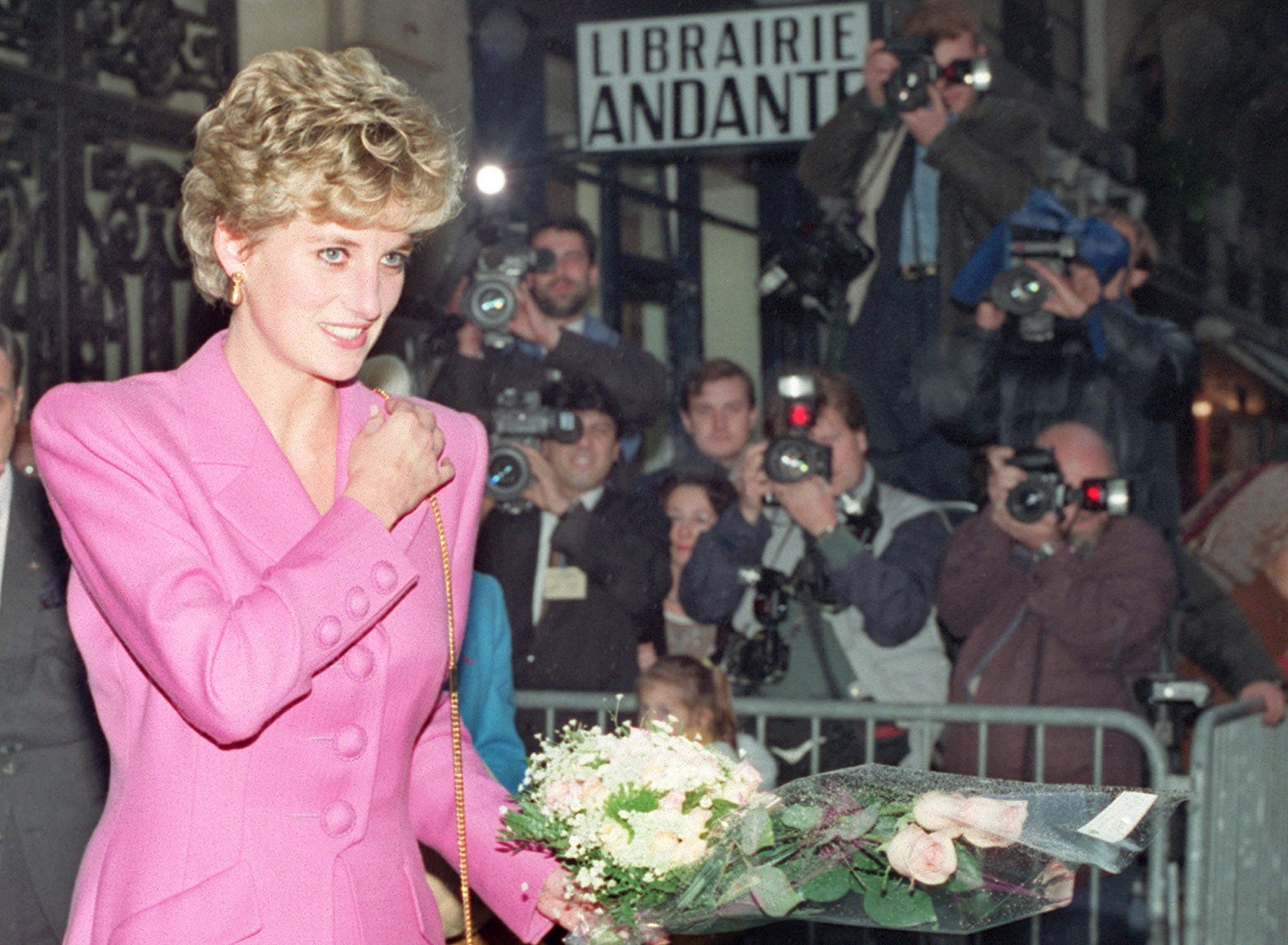 A BBC megtévesztéssel bírta rá Diana hercegnét a 25 évvel ezelőtti legendás interjúra