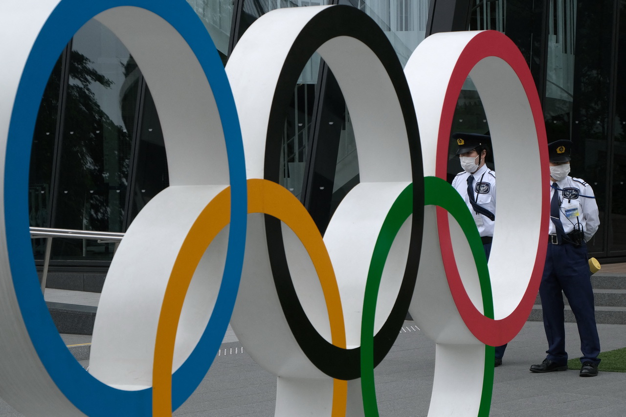A figyelmeztetések ellenére 10 ezer főig vehetnek részt a japán nézők az Olimpián