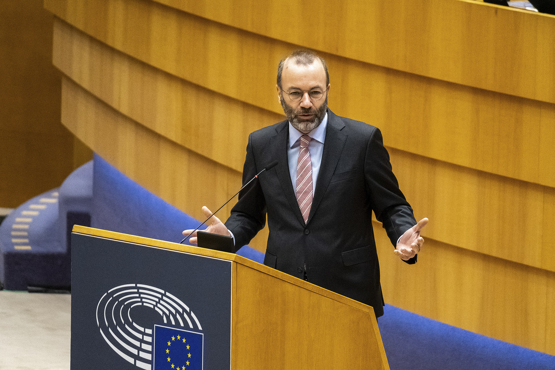 Manfred Weber: Moszkva is felelős lehet a leszállásra kényszerített Ryanair-járat ügyében