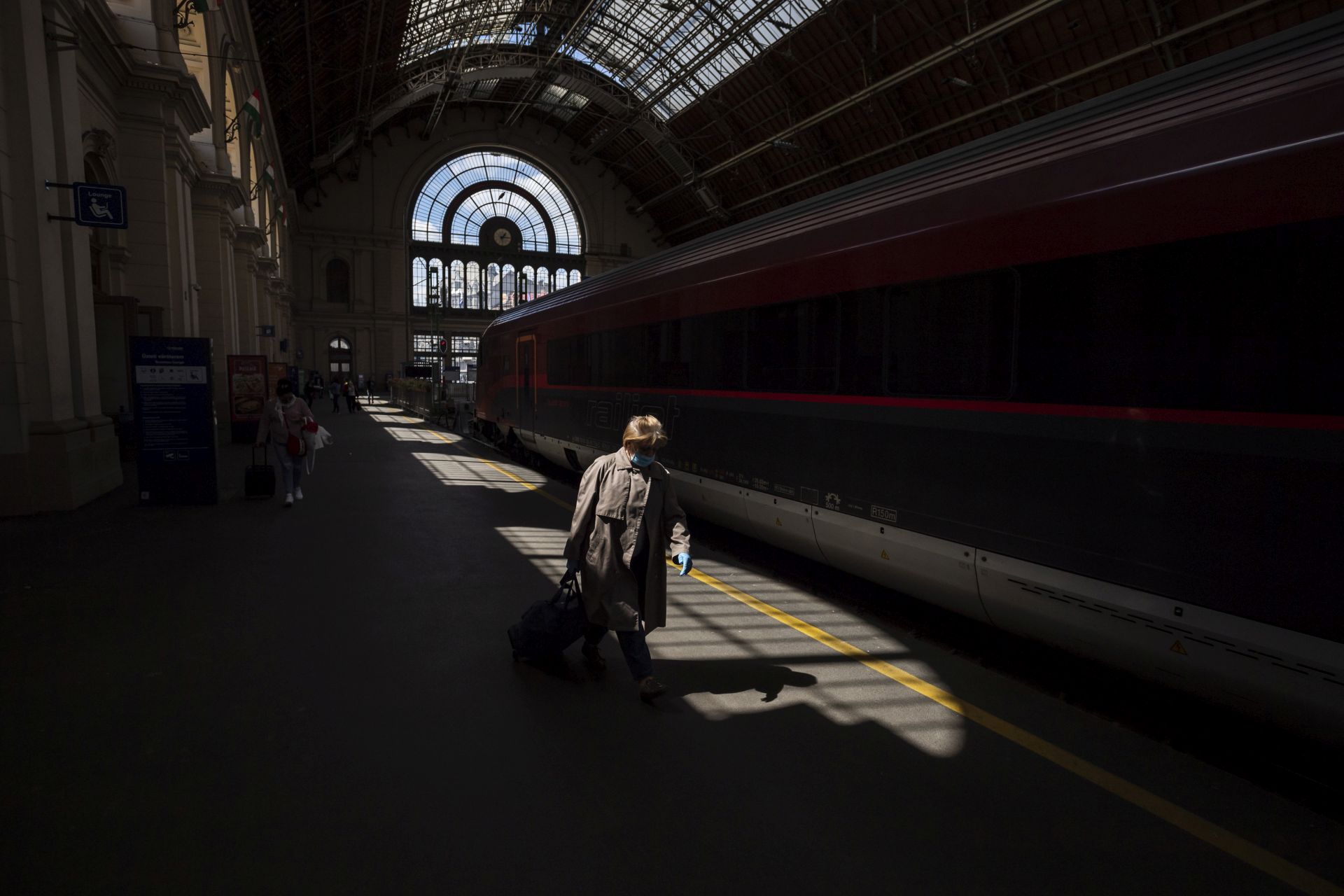 Újra lehet külföldre utazni vonattal