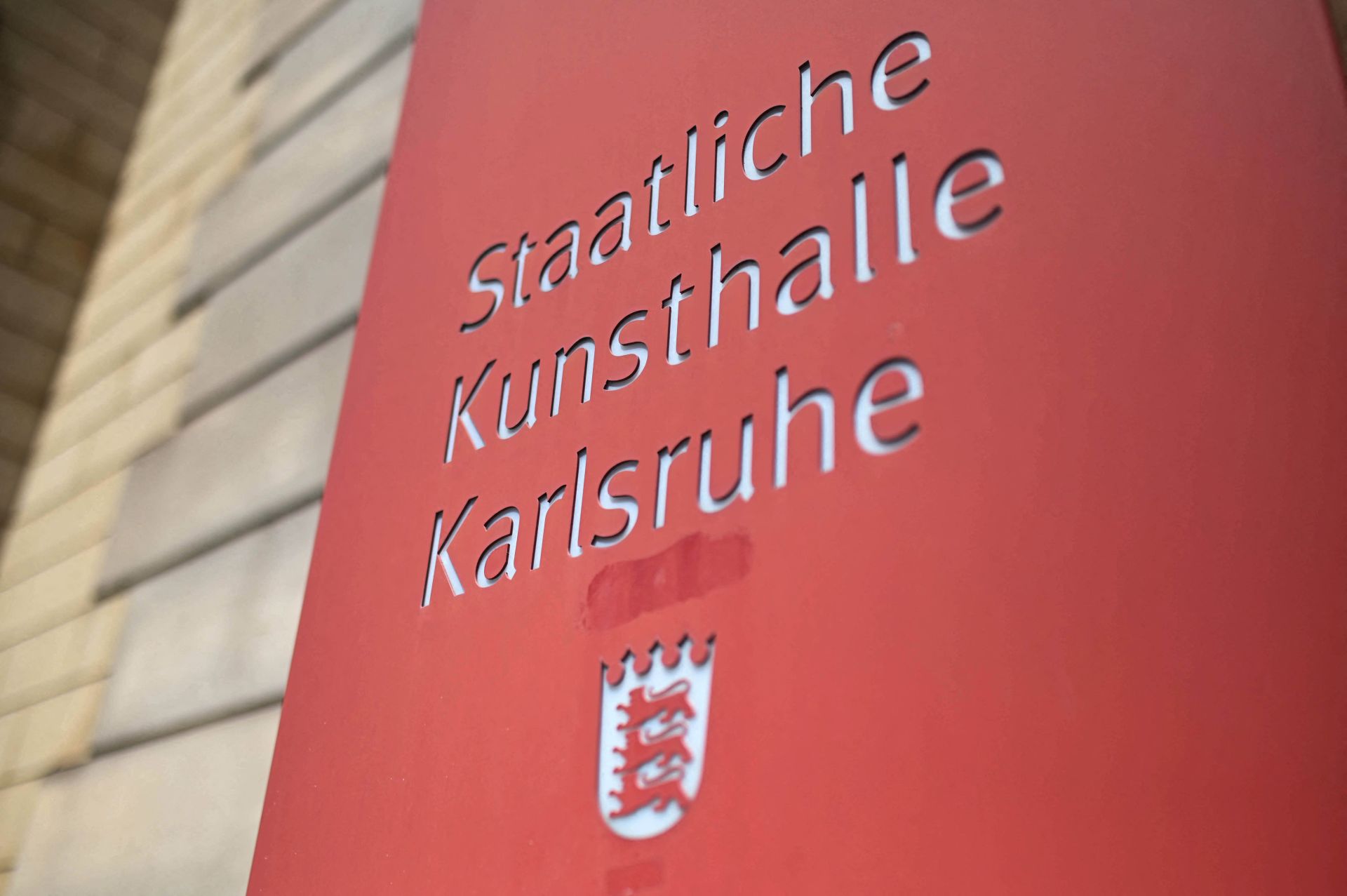 Nácik által elrabolt festményt adott vissza az örökösöknek a karlsruhei múzeum