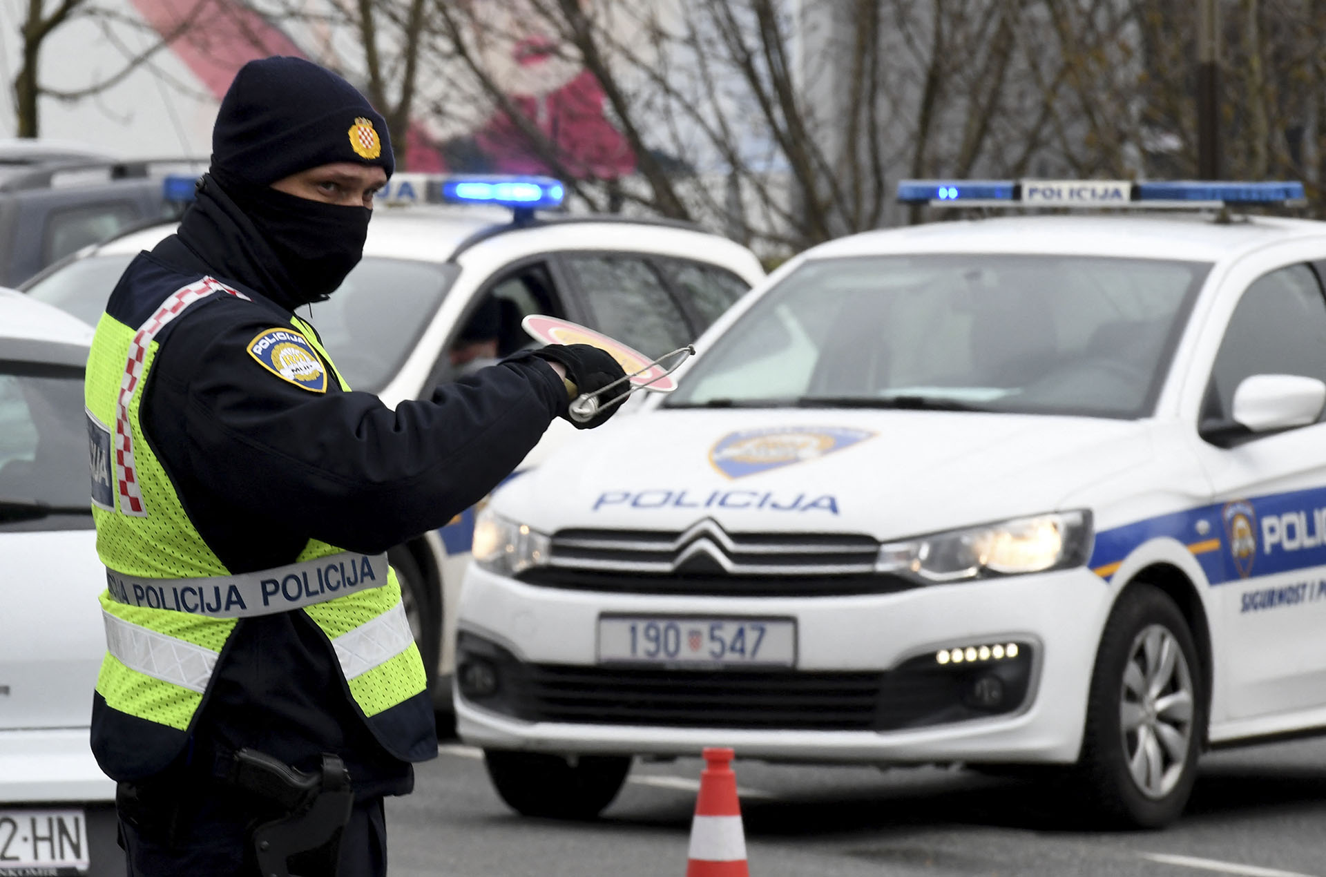 5 éves kisfiú holttestét találták meg egy horvátországi parkolóban
