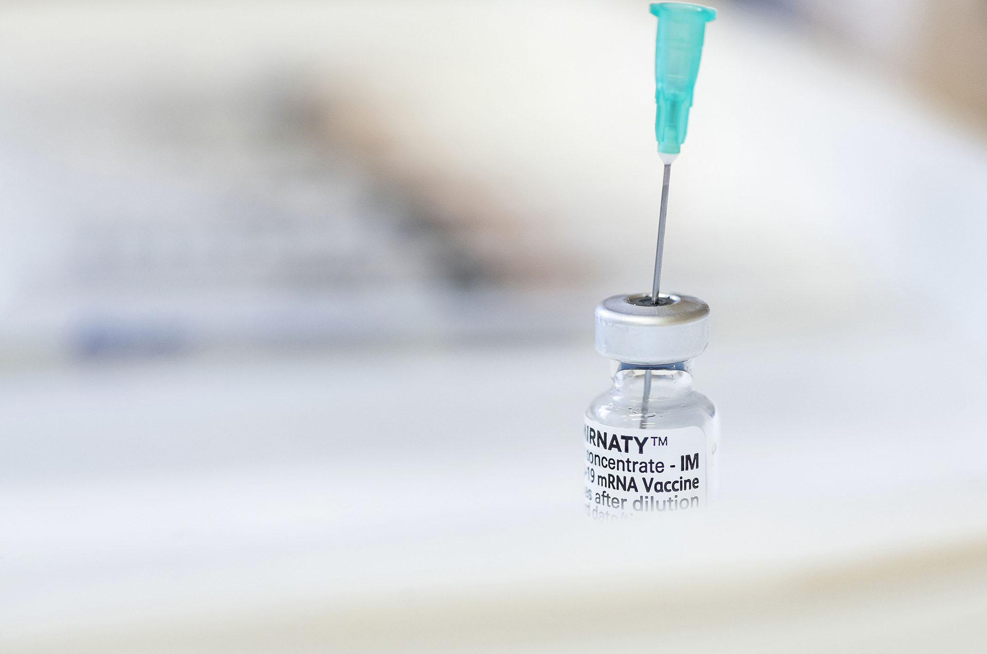 4,7 millió adag vakcinát szállított a Pfizer Magyarországra eddig