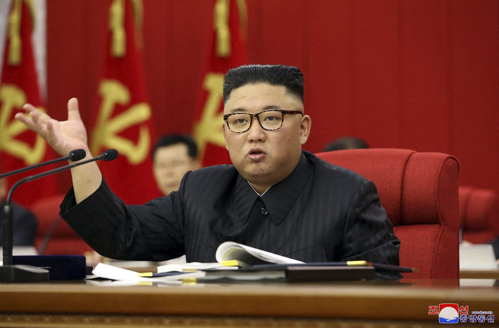Kim Dzsongun elismerte, hogy éhínség van Észak-Koreában